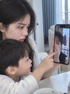 Chồng Công Tác Xa 100 Ngày, Một Câu Của Con Trai Khiến Anh Ta Hoảng Loạn